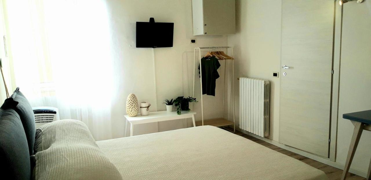 شقة La Casa Nel Borgo بارما المظهر الخارجي الصورة